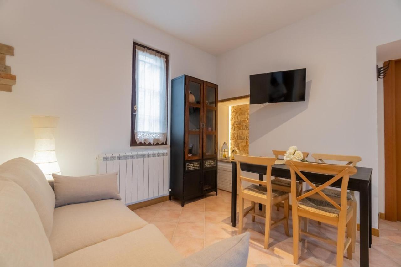 Residenza Messer Pajola Asyż Zewnętrze zdjęcie